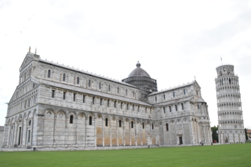 Cathedral_pisa_italy_leaning_tower